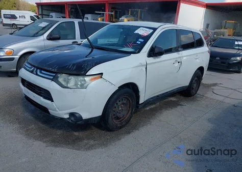 2014 Mitsubishi Outlander Es z USA, uszkodzony, nr VIN JA4AD2A36EZ010221